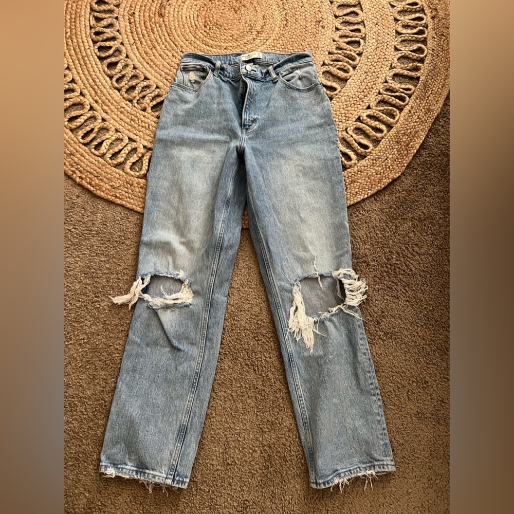 Abercrombie Curve Love 90s Straight Ultra High Rise - Size 8